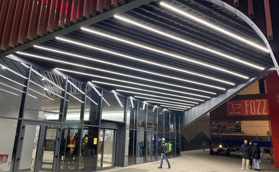 Karavan Shopping center 