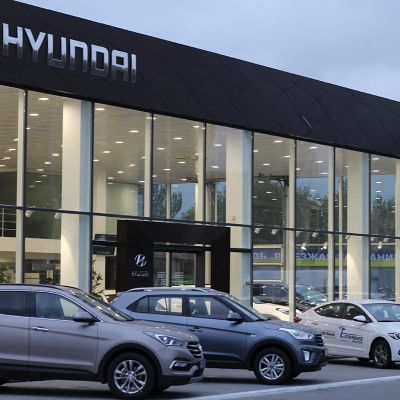 HYUNDAI Automotive showroom