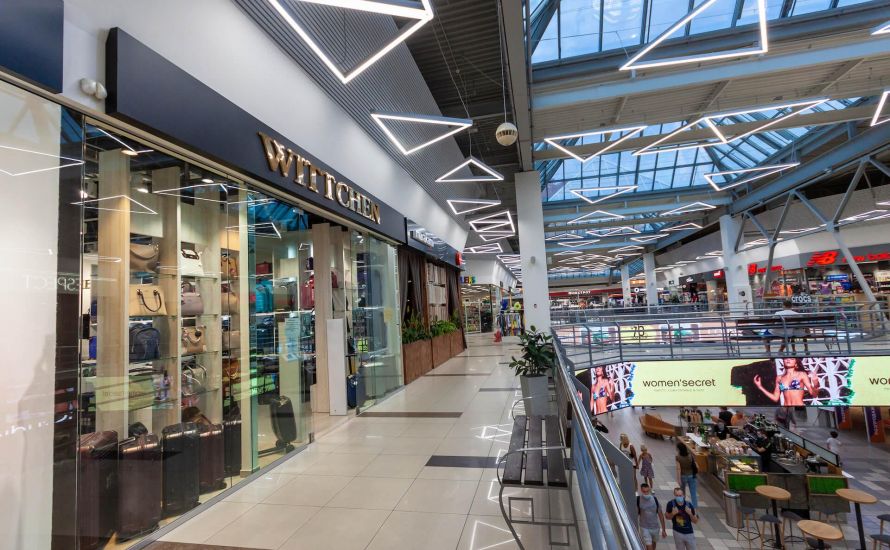 Piramida Shopping center